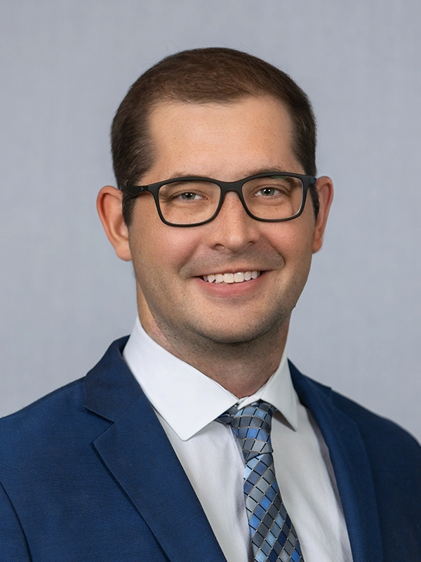 Alex Bouton, Portfolio Manager & Advisor Liaison at Capital Wealth Advisors