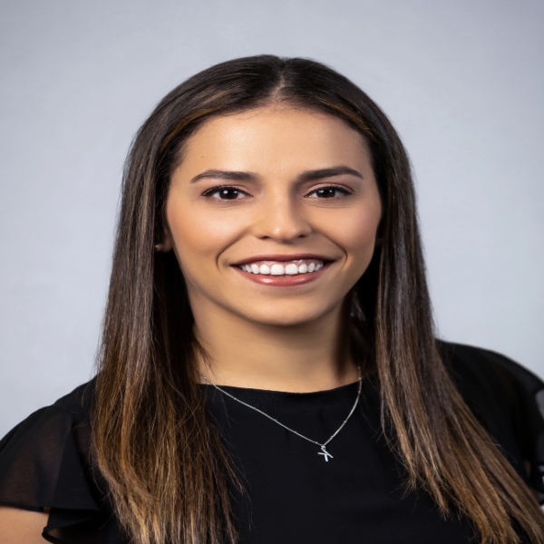 Karen Vilorio Muchnik, Senior Vice President at Capital Wealth Advisors